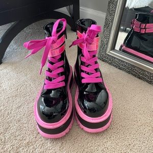 Demonia Black & Pink Combat Platforms size 6